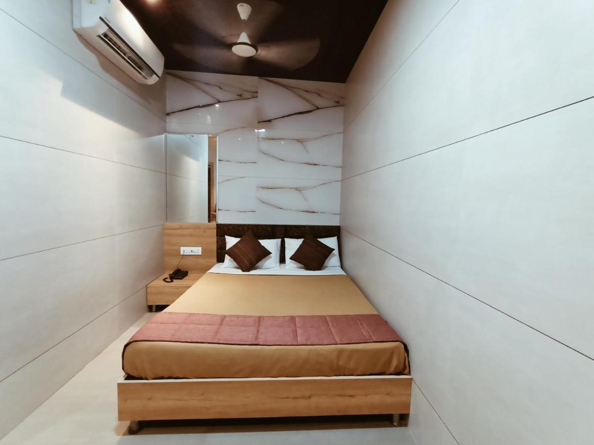 Hotel Prasad Nx Mumbai Ngoại thất bức ảnh