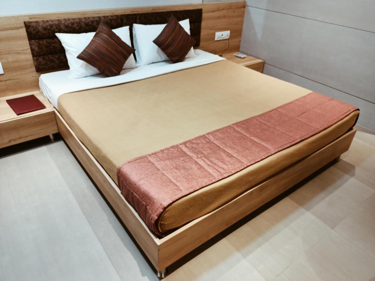 Hotel Prasad Nx Mumbai Ngoại thất bức ảnh