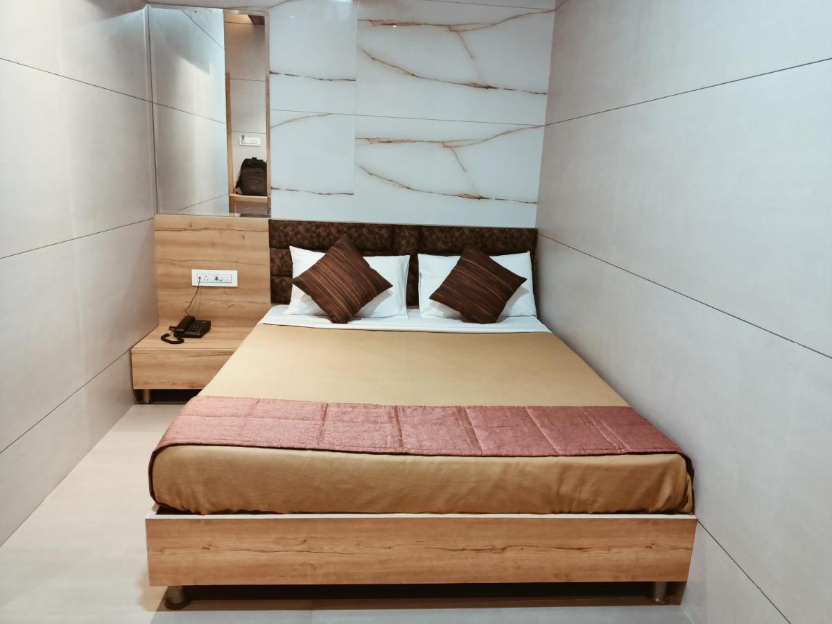 Hotel Prasad Nx Mumbai Ngoại thất bức ảnh