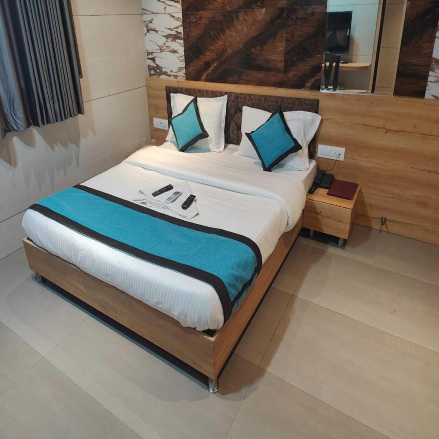 Hotel Prasad Nx Mumbai Ngoại thất bức ảnh